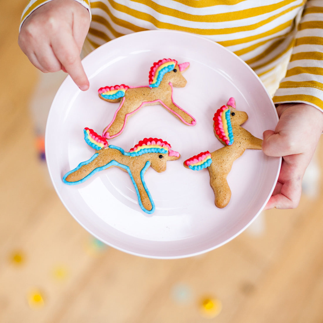 birthday unicorn biscuits